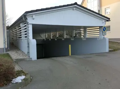 Das Gebäude in dem sich die Ferienwohnung befindet