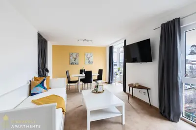 TV/Unterhaltungsangebot in der Unterkunft PINEAPPLE APARTMENTS - Dresden Mitte II - free parking