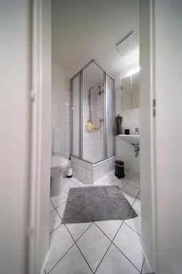 Ein Badezimmer in der Unterkunft GottwaldHaus-Freiberg-Apartment / A
