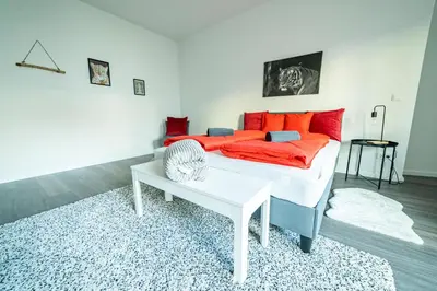 Ein Bett oder Betten in einem Zimmer der Unterkunft FullHouse - Dresden - A6 - Washing Machine - Terrace - Nespresso