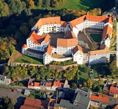 Das Gebäude in dem sich die Ferienwohnung befindet