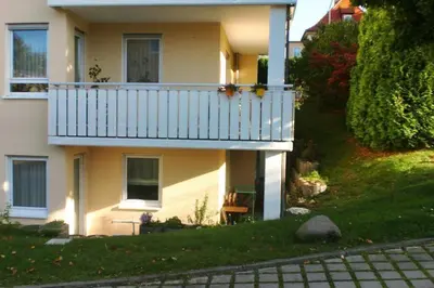 Das Gebäude in dem sich die Ferienwohnung befindet