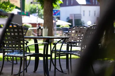 Ein Restaurant oder anderes Speiselokal in der Unterkunft Lindenhof Apartments Bad Schandau