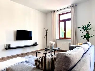 TV/Unterhaltungsangebot in der Unterkunft YR Apartment - Glasfaser, WLAN, Kaffee