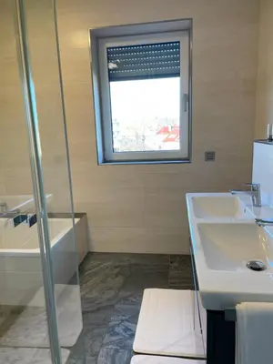 Ein Badezimmer in der Unterkunft Luxury/Urban Penthouse
