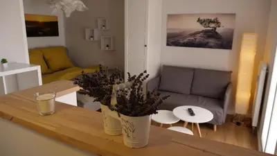 Ein Sitzbereich in der Unterkunft Ferienwohnung Gottleubapark Apartment
