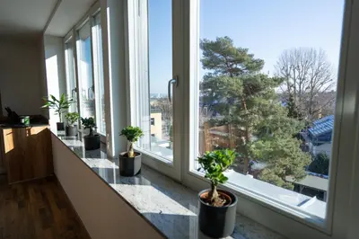 Ein Balkon oder eine Terrasse in der Unterkunft Hochwertiges Apartment / 120m² / Dachterrasse / Parking