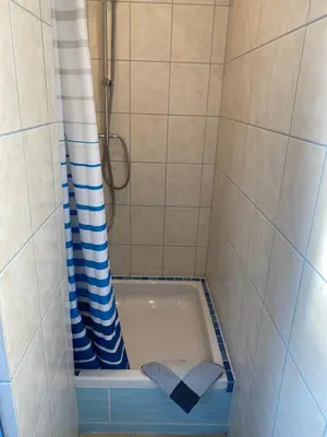 Ein Badezimmer in der Unterkunft Helles und charmantes Loft mit herrlichem Blick
