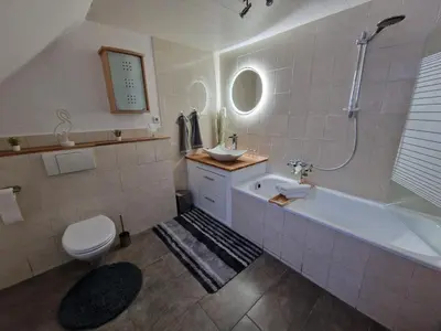 Ein Badezimmer in der Unterkunft Ferienwohnung Haus Sonnenblick