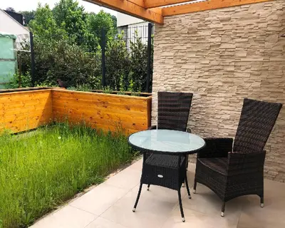 Ein Garten an der Unterkunft Amselgarten