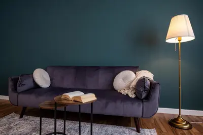 Ein Sitzbereich in der Unterkunft Business & Life Apartment nähe TU, HBF und Oper - SmartTV, MagentaTV und Küche