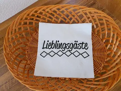 Ein Zertifikat, Auszeichnung, Logo oder anderes Dokument, das in der Unterkunft Ferienwohnung Reichenbrand mit Stellplatz ausgestellt ist