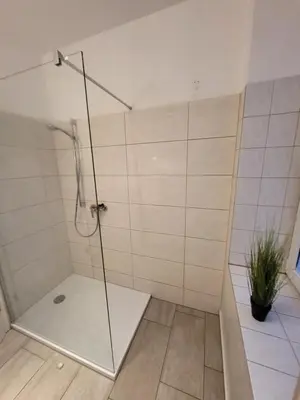 Ein Badezimmer in der Unterkunft Bischofswerda Ferienwohnung Familienfreundlich Seniorengerecht